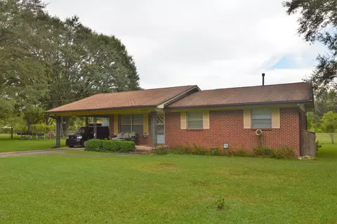 1213 Plum Ave, Chipley, FL 32428 photo 1