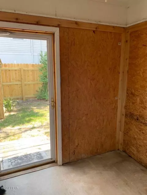 201 E 3rd St, Lynn Haven, FL 32444 photo 7
