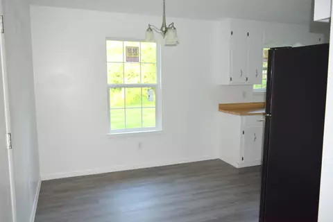 527 2nd St, Chipley, FL 32428 photo 4
