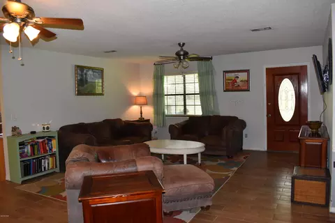 593 3rd St, Chipley, FL 32428 photo 7