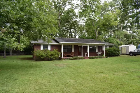 593 3rd St, Chipley, FL 32428 photo 1