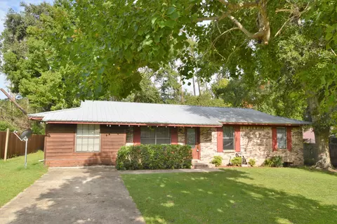550 Davis St, Chipley, FL 32428 photo 3