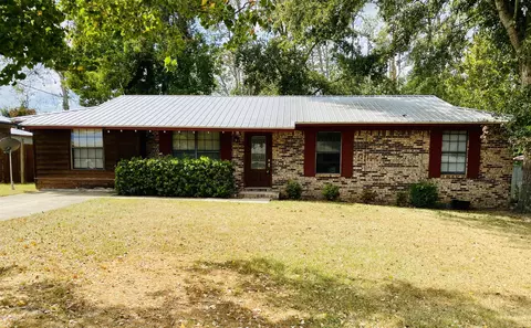 550 Davis St, Chipley, FL 32428 photo 1