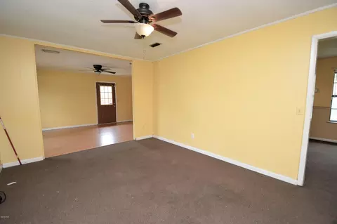 550 Davis St, Chipley, FL 32428 photo 9