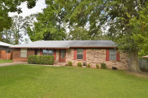 550 Davis St, Chipley, FL 32428 photo 4