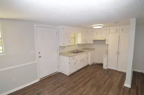 543 2nd, Chipley, FL 32428 photo 5