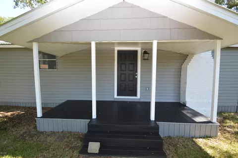 543 2nd, Chipley, FL 32428 photo 2