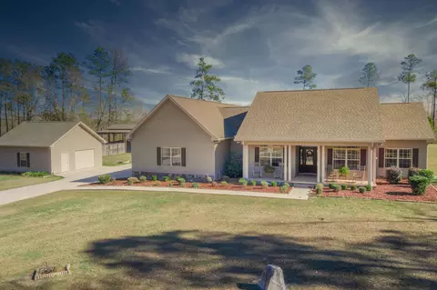 1123 Pine Bluff Dr, Chipley, FL 32428 photo 4