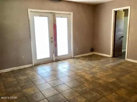 5479 9th St, Malone, FL 32445 photo 7