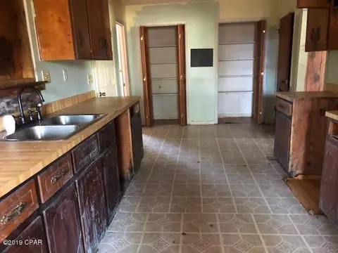 5479 9th St, Malone, FL 32445 photo 5