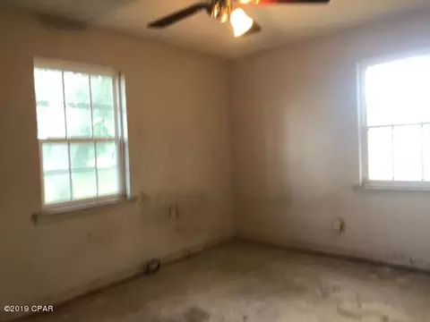 5479 9th St, Malone, FL 32445 photo 10