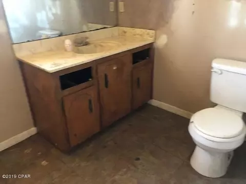 5479 9th St, Malone, FL 32445 photo 8