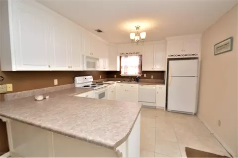 1275 Holley Ave, Chipley, FL 32428 photo 5