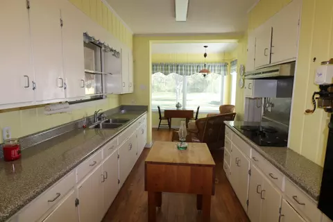 687 Main St, Chipley, FL 32428 photo 7