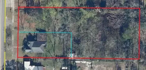 687 Main St, Chipley, FL 32428 photo 4