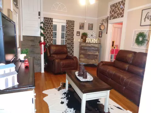 718 5th St, Chipley, FL 32428 photo 8