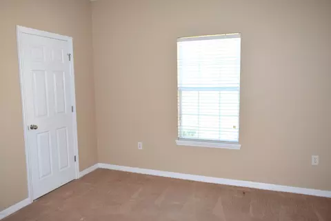 4121 Merrick Dr, Chipley, FL 32428 photo 9