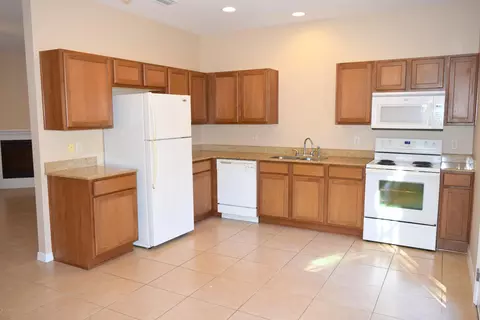 4121 Merrick Dr, Chipley, FL 32428 photo 4