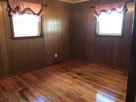 5477 10th St, Malone, FL 32445 photo 12