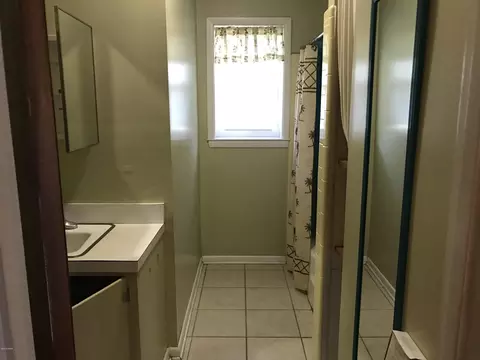 5477 10th St, Malone, FL 32445 photo 13