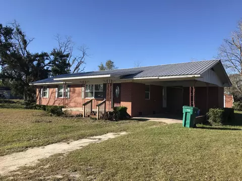 5477 10th St, Malone, FL 32445 photo 2