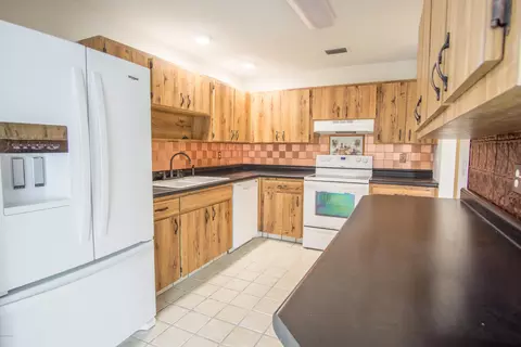4537 Hancock Ct, Chipley, FL 32428 photo 9