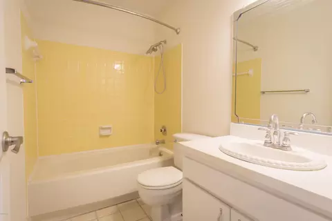 4537 Hancock Ct, Chipley, FL 32428 photo 5