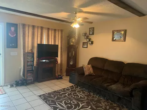 5604 Hale Cir, Bascom, FL 32423 photo 10