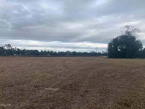 5604 Hale Cir, Bascom, FL 32423 photo 4