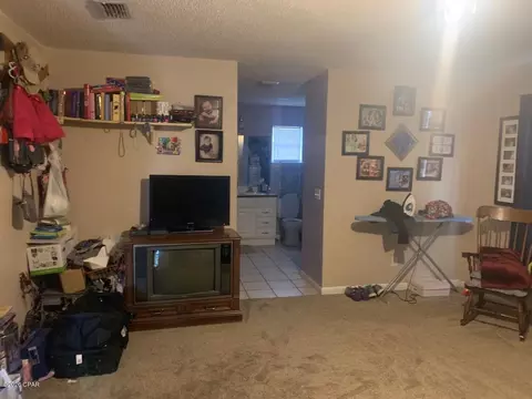 5604 Hale Cir, Bascom, FL 32423 photo 15