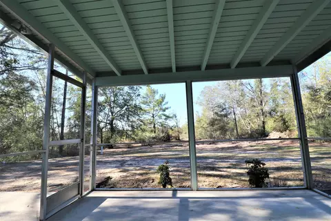 1679 Salem Dr, Chipley, FL 32428 photo 8