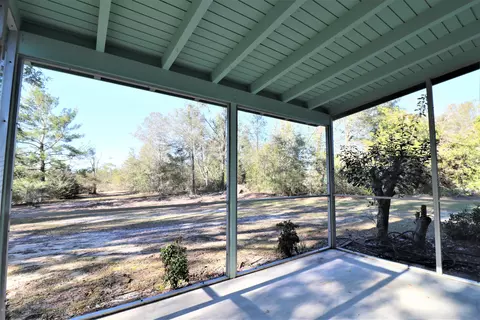 1679 Salem Dr, Chipley, FL 32428 photo 9