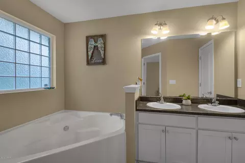 4070 Berry Cir, Pace, FL 32571 photo 22