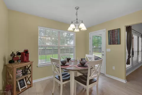 4070 Berry Cir, Pace, FL 32571 photo 16