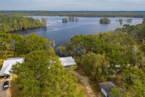 1960 Gap Blvd, Chipley, FL 32428 photo 2