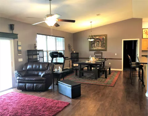3675 Pinder Ct, Chipley, FL 32428 photo 10