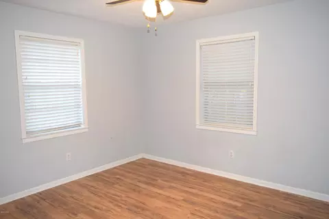 735 Gilbert Dr, Chipley, FL 32428 photo 10