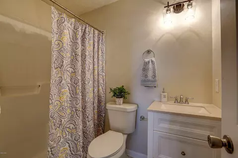 703 E 2nd St, Lynn Haven, FL 32444 photo 23