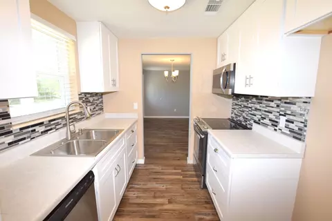 1752 Cara Ct, Chipley, FL 32428 photo 5