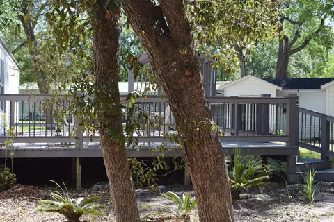58 Oakcrest Dr, Freeport, FL 32439 photo 16