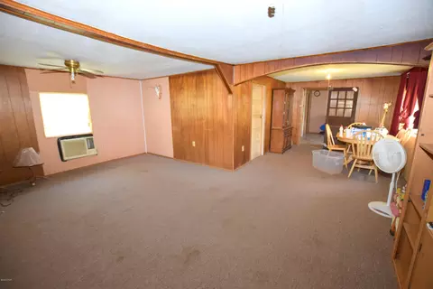 553 2nd St, Chipley, FL 32428 photo 7