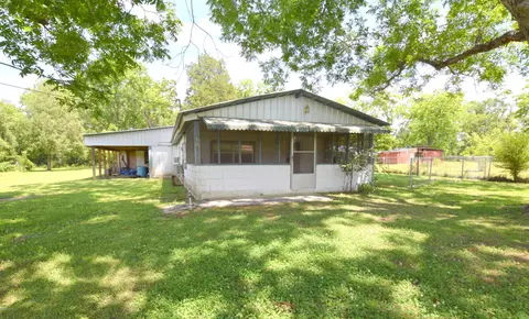 553 2nd St, Chipley, FL 32428 photo 1