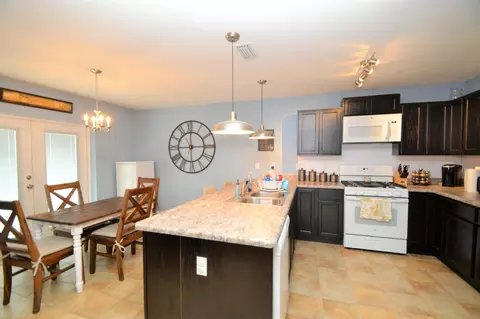 2582 Clayton Rd, Chipley, FL 32428 photo 9