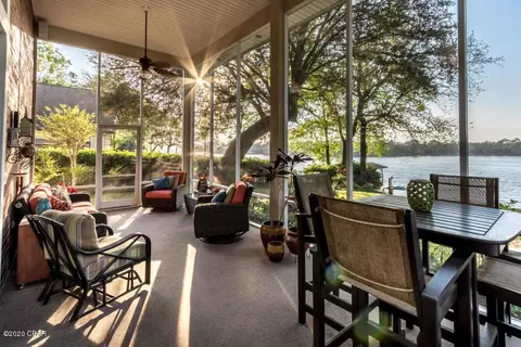 1009 Lake Dr, Niceville, FL 32578 photo 16