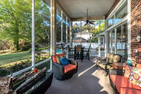1009 Lake Dr, Niceville, FL 32578 photo 17