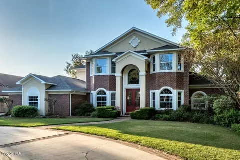 1009 Lake Dr, Niceville, FL 32578 photo 4