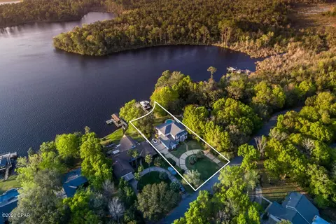 1009 Lake Dr, Niceville, FL 32578 photo 8