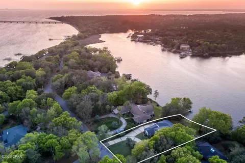 1009 Lake Dr, Niceville, FL 32578 photo 7