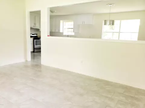 551 Davis St, Chipley, FL 32428 photo 10