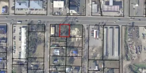 1707 W 15th St, Panama City, FL 32401